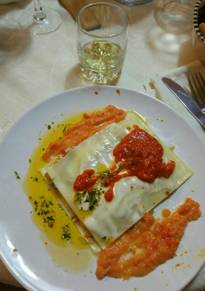 Una foto de Lasaña fría de anchoas