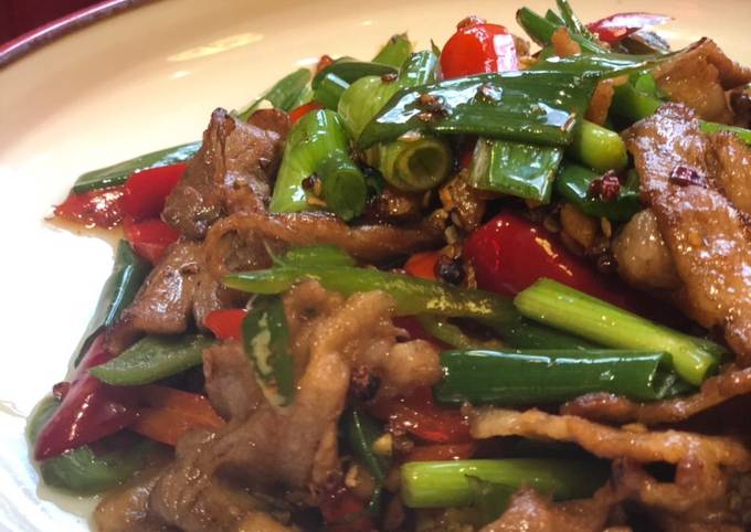 Recipe of Perfect Sichuan pork and chillies