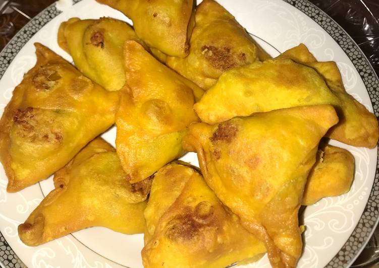 سمبوسه هنديه بالبطاطس
