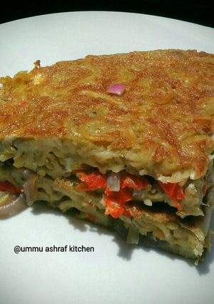 Indomie pizza ainihin hoton girkin