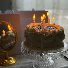 A picture of Red velvet Berry cake.