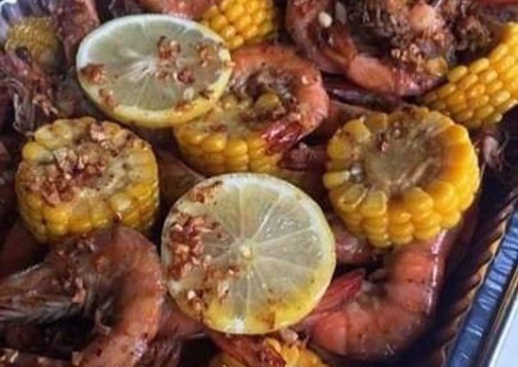 Recipe of Homemade Spicy lemon butter garlic shrimp with corn
