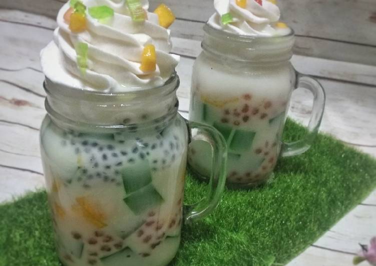 Cara Membuat Manggo Jelly Float yang Nikmat