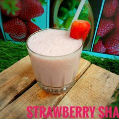 A picture of Strawberry Shake.