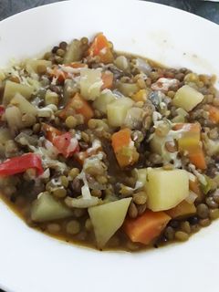 Una foto de Guiso de Lentejas (veggie)