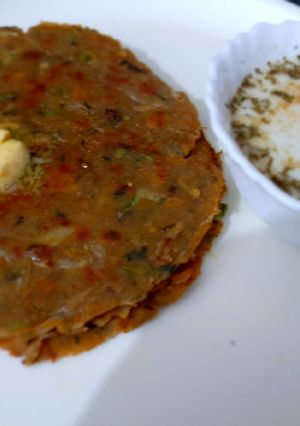 A picture of Quinoa flour paratha.