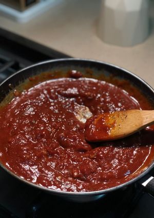 صورة لوصفة اسرع صلصة حمراء للبيتزا 🍕🥫