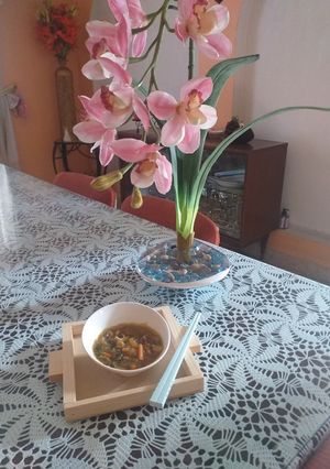 Una foto de Sopa de fideos cantonesa
