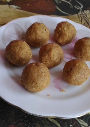 A picture of Besan ladoo in microwave.