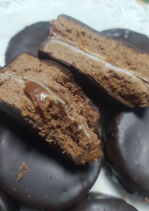 Una foto de Alfajores Rasta Con Dulce De Leche Dubai "Para Mamá"❤️ Bajoneros / Marley