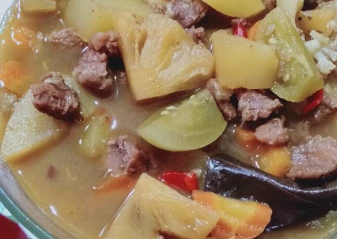 Resep Semur daging sayur nanas yang Lezat