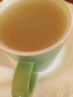 A picture of Garlic, Ginger and honey drink.