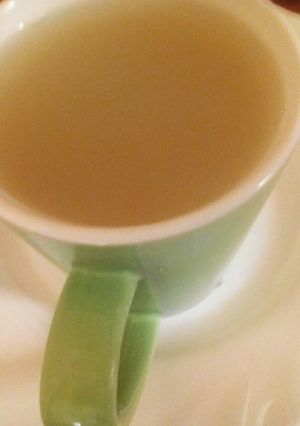 A picture of Garlic, Ginger and honey drink.