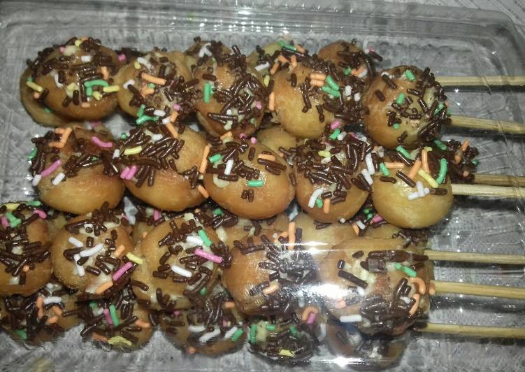 Sate donat praktis