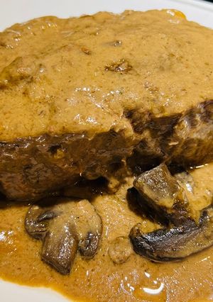 A picture of Crockpot Mushroom 🍄 London Broil 🥩.