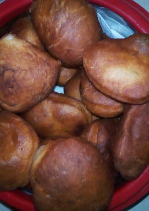 A picture of Soft and delicious maandazis.