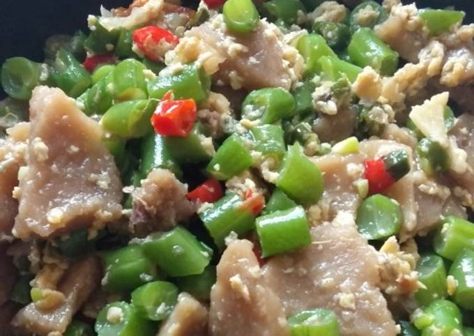 Tumis bakso buncis