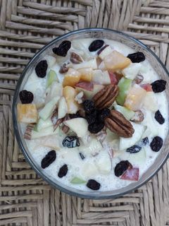 Una foto de Ensalada navideña cremosita