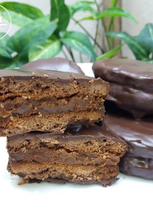 Una foto de Alfajores de chocolate