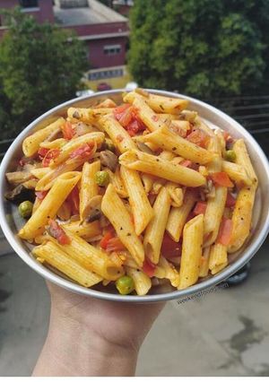 A picture of Mix veg pasta.