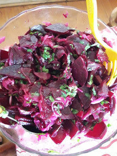 Una foto de Ensalada de betarragas.