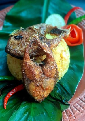 ইলিশ খিচুড়ি। রেসিপির প্রধান ছবি