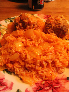Una foto de Arroz albondigado