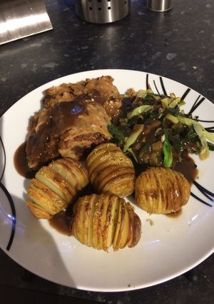 A picture of Bacon and onion pudding.