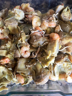 Una foto de Alcachofas, gambas y gulas en Thermomix