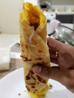 এগ চিকেন রোল(Egg Chicken roll recipe in Bengali) রেসিপির প্রধান ছবি