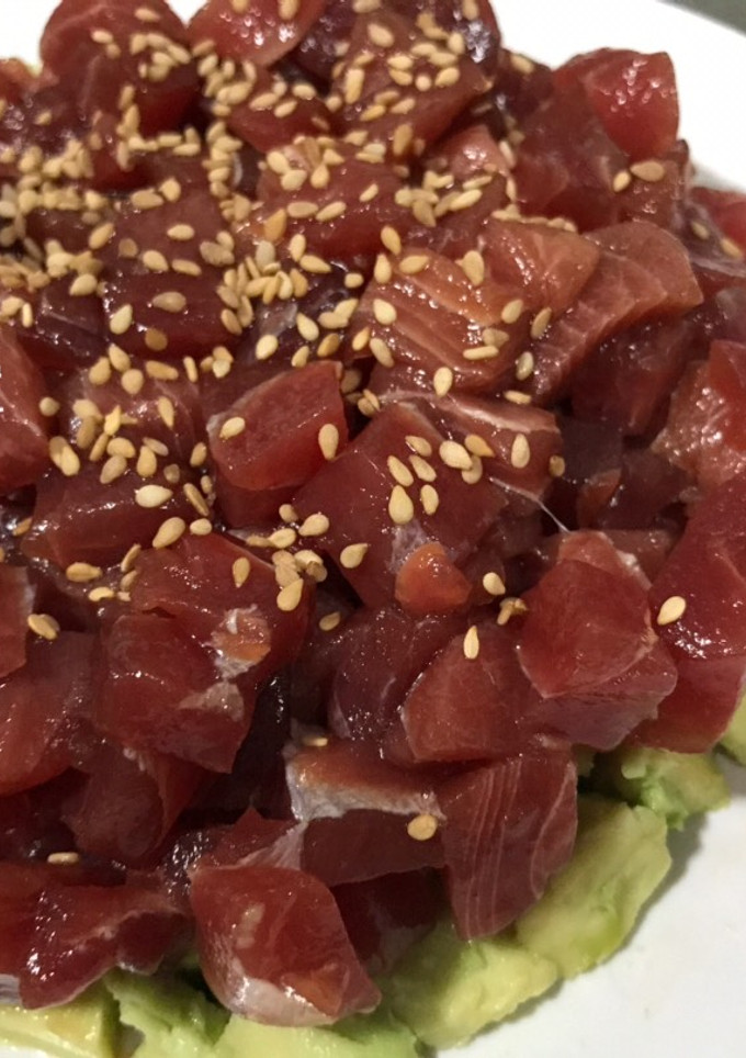 Una foto de Tartar de atún