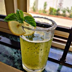 A picture of Mint lemonade.