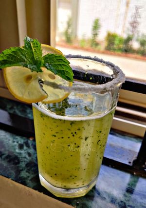 A picture of Mint lemonade.