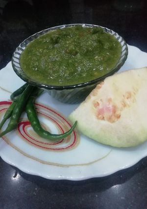 A picture of Guava Chutney.