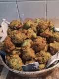 Buñuelos de acelga y ajo
