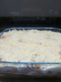 Una foto de Macarrones con salsa de setas y bechamel gratinados