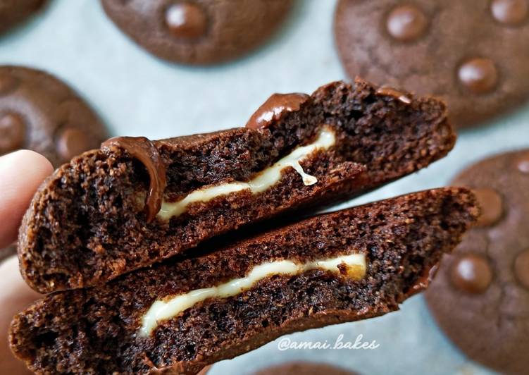 Oat Chocolate stuffed Cookies