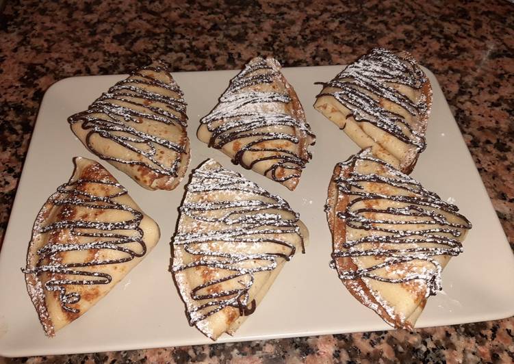 Creps rellenos con crema pastelera y plátanos