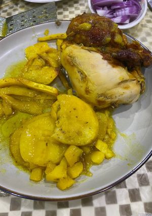 صورة لوصفة دجاج بالبطاطا