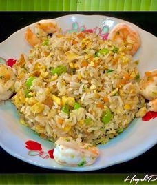 cơm trứng đậu que cà rốt