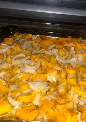 Una foto de Calabaza Glaseada con Cebolla y Queso al Aroma de Orégano(súper versátil cualquier acompañamiento)