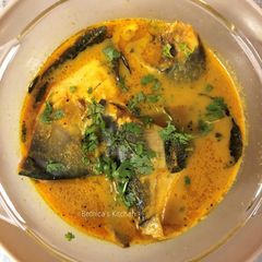 A picture of Pomfret in Coconut Milk.
