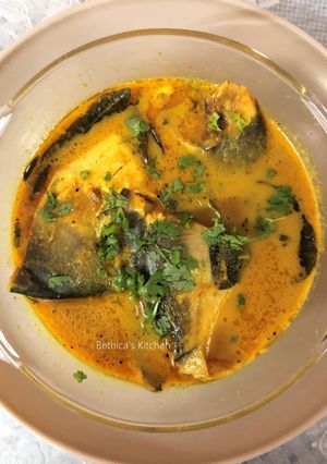 A picture of Pomfret in Coconut Milk.
