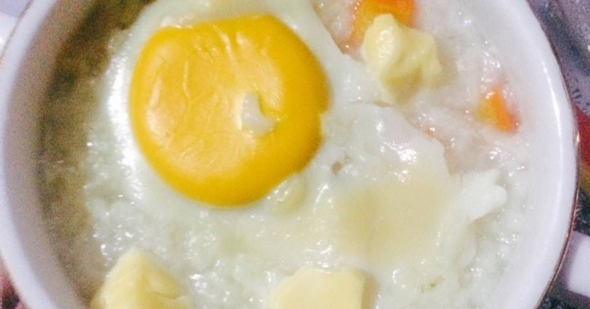 Resep Bubur nasi telur ayam kampung+keju (Mpasi 9m) oleh vellikitchen