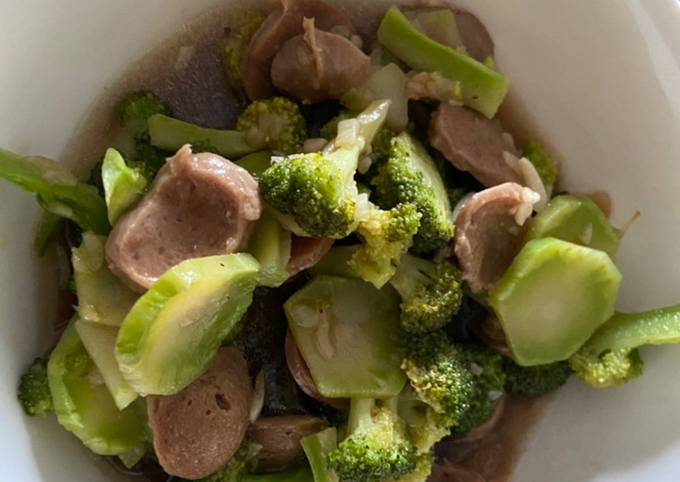 Easy Cooking: Brokoli Cah Baso Sapi