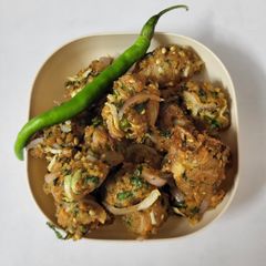 Crispy Protein-Rich Soya-Veggie Pakoda A picture of Crispy Protein-Rich Soya-Veggie Pakoda.