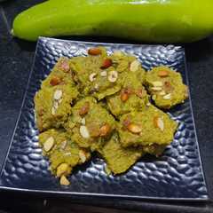 A picture of लौकी की बर्फी (Lauki ki barfi recipe in hindi).