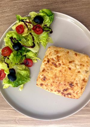 Une photo de Croque Monsieur Jambon de Poulet Béchamel