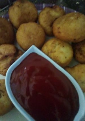 A picture of Pizza bites.
