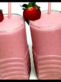 स्ट्रॉबेरी लस्सी (Strawberry Lassi recipe in Hindi) रेसिपी मुख्य फोटो